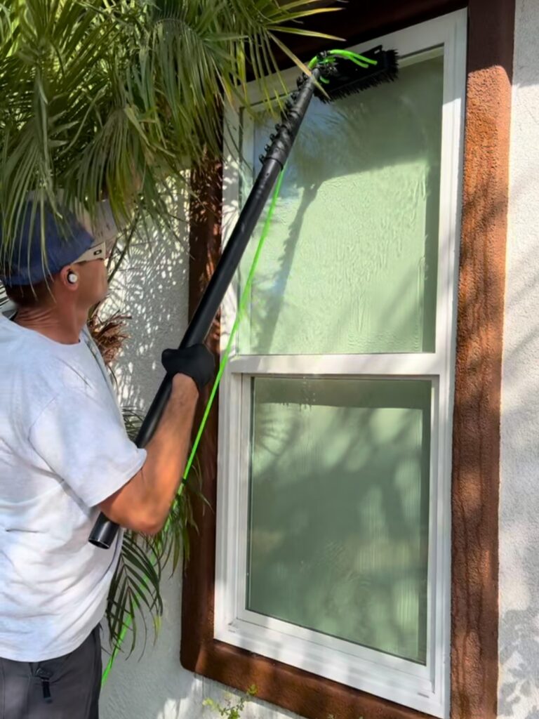 Window Cleaning in 4S Ranch